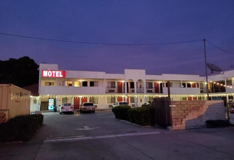 Eunice Plaza Motel