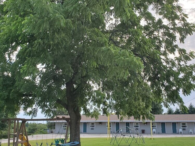 The Last Resort Motel