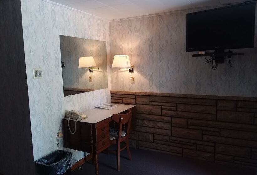 The Last Resort Motel