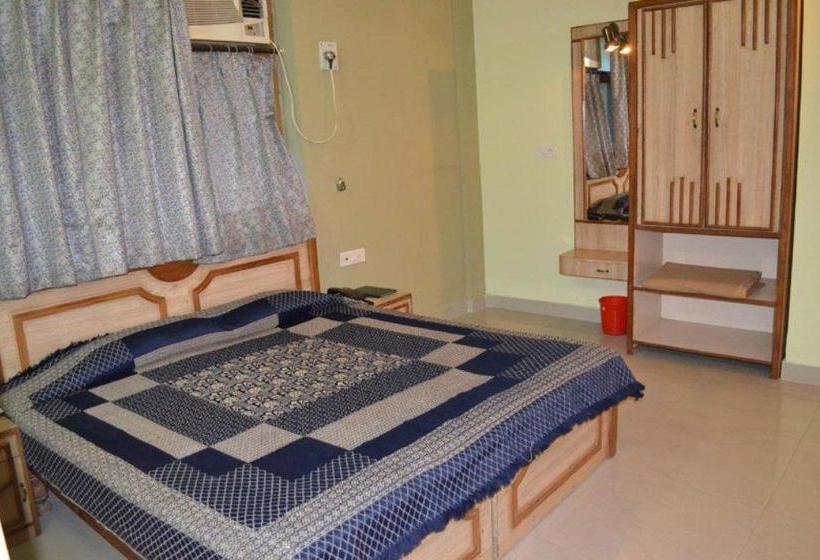 בית מלון כפרי Amrit Regency