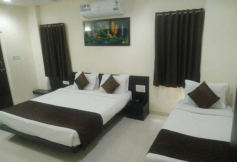 호텔 Avon International