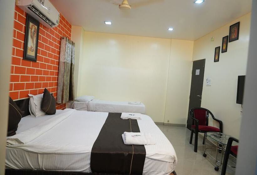 호텔 Avon International