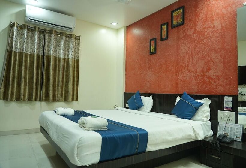 호텔 Avon International