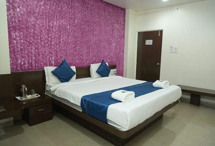 호텔 Avon International