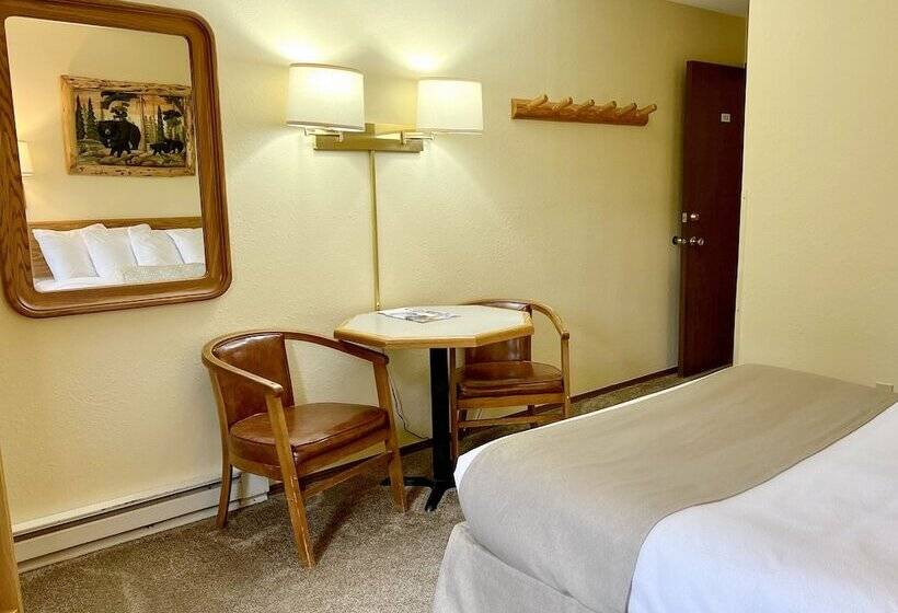 هتل Beartooth Hideaway Inn & Cabins