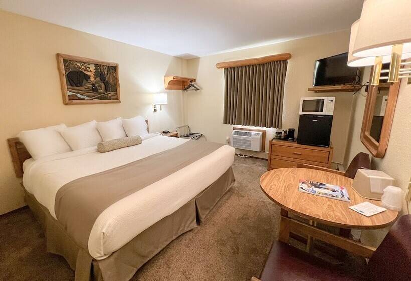 هتل Beartooth Hideaway Inn & Cabins