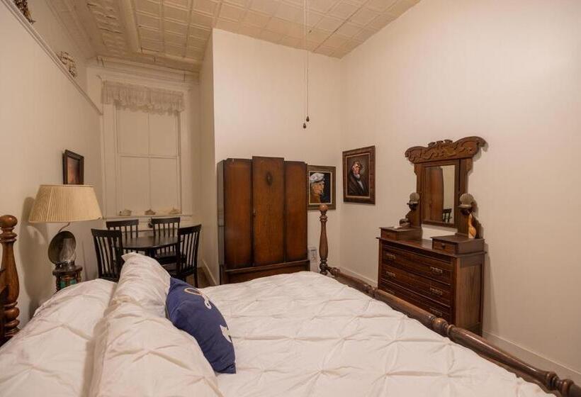 فندق Bisbee Grand