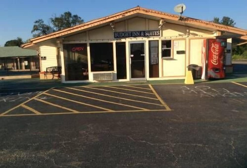 בית מלון כפרי Budget Inn And Suites