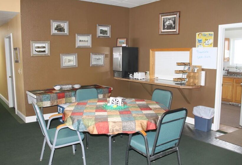 فندق Country Inn