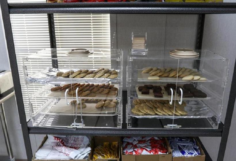 בית מלון כפרי Cuero Oilfield Housing