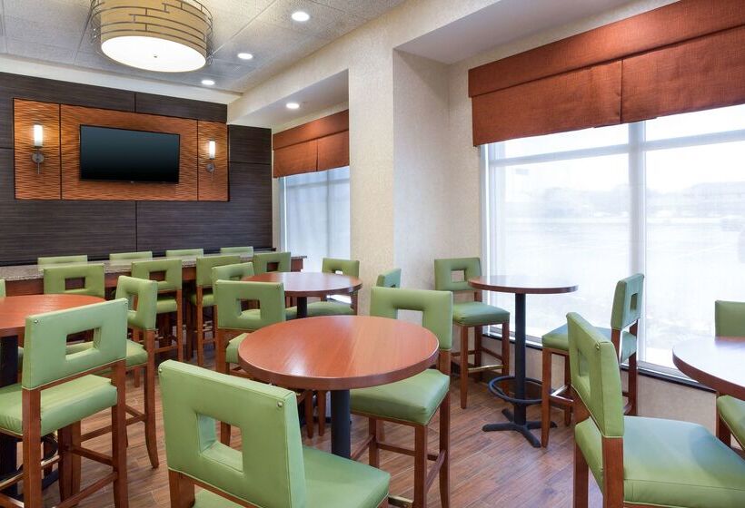 Drury Plaza Hotel Mt Vernon