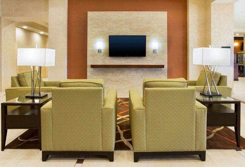 Drury Plaza Hotel Mt Vernon