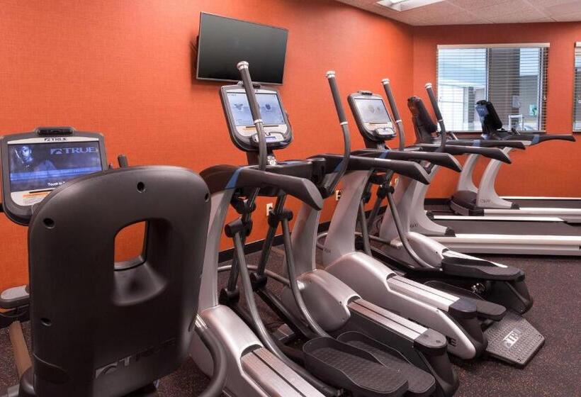 Drury Plaza Hotel Mt Vernon