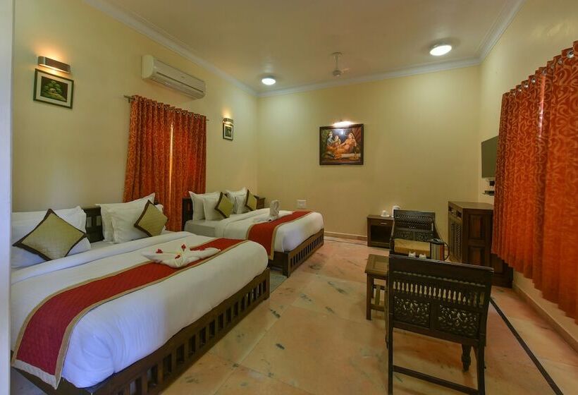 Garh Govind Hotel & Resort
