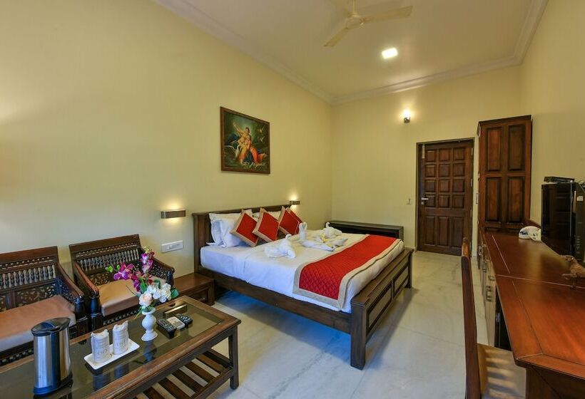 Garh Govind Hotel & Resort