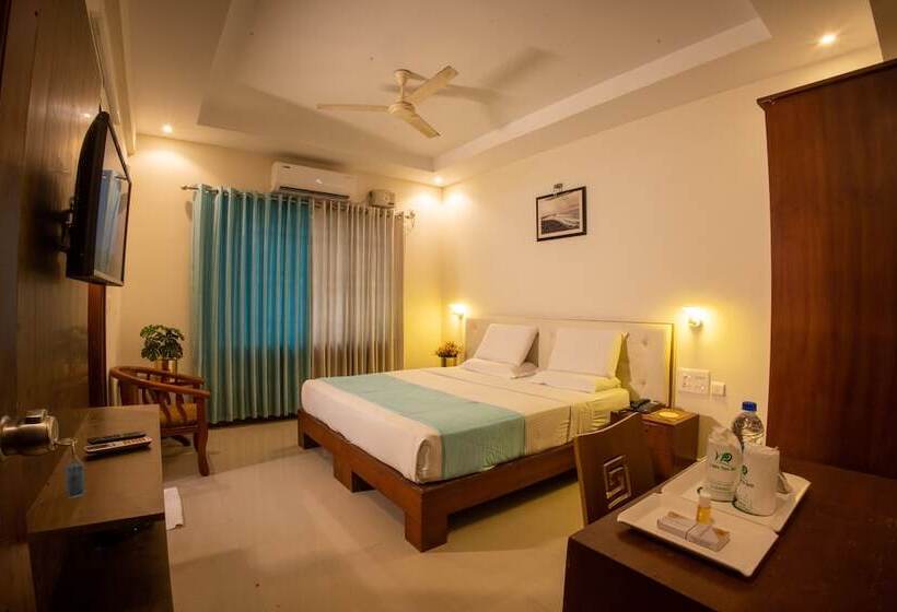 Metro Plaza Hotel By Rak Rooms, Mangaluru
