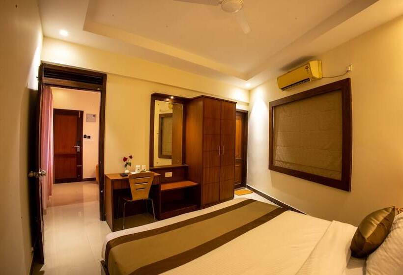 Metro Plaza Hotel By Rak Rooms, Mangaluru