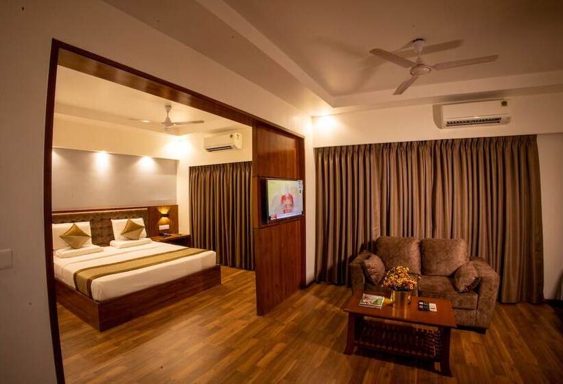Metro Plaza Hotel By Rak Rooms, Mangaluru