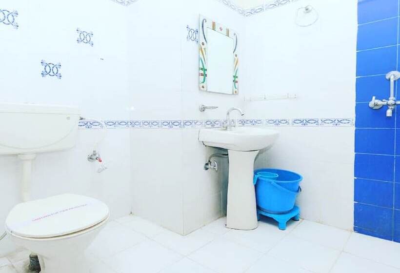 فندق Moonlight Homestay & Hostel