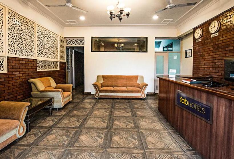 ホテル Panchsheel, The