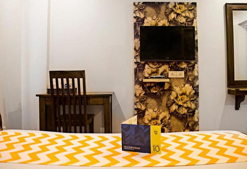 ホテル Panchsheel, The