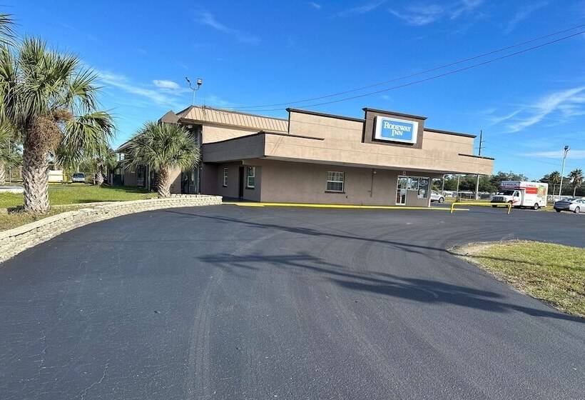 فندق Rodeway Inn