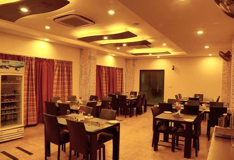 Royal Palm   A Budget Hotel In Udaipur