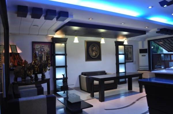 Отель Solo Victoria