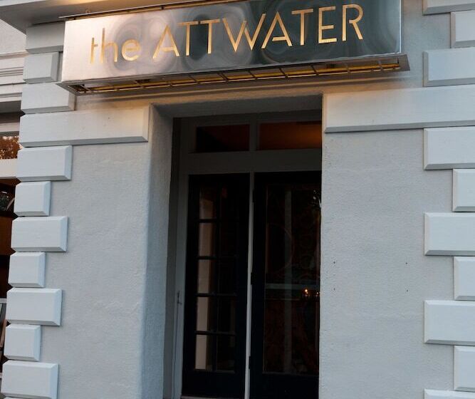 ホテル The Attwater