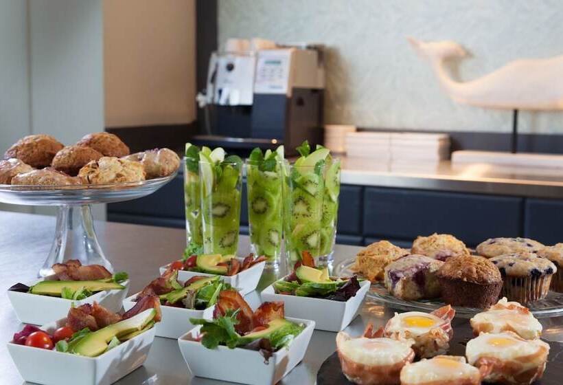 ホテル The Attwater