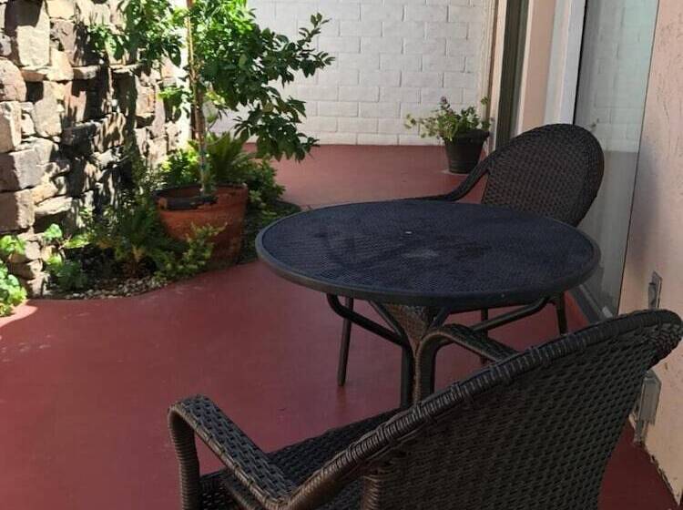 酒店 The Village Palm Desert