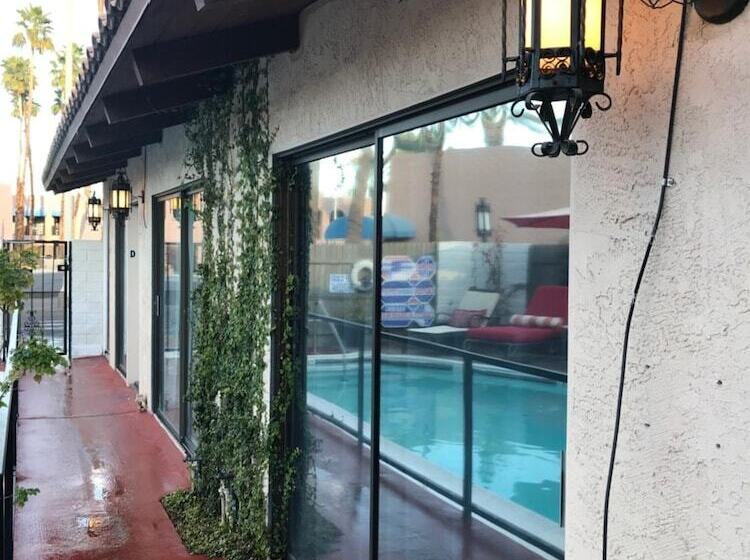 酒店 The Village Palm Desert