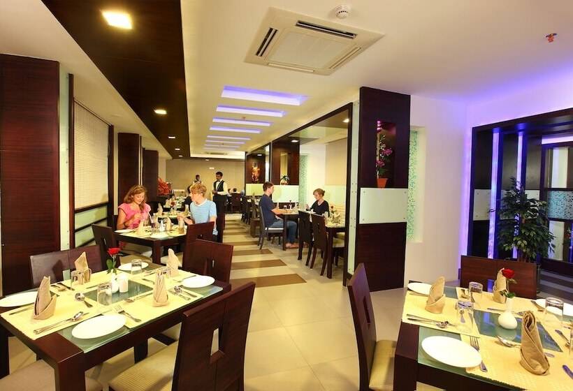 ホテル White Gate Residency