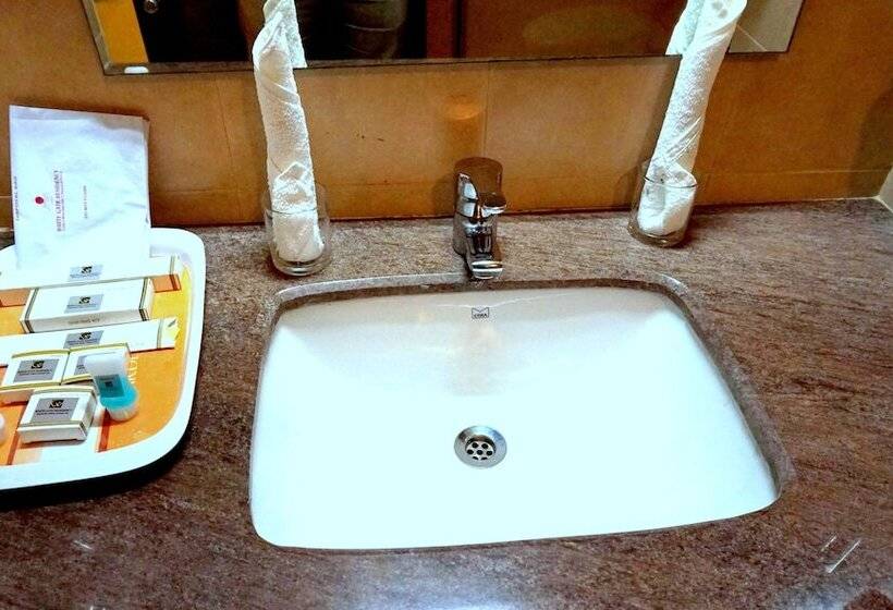 ホテル White Gate Residency