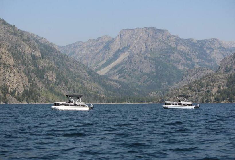 Lakeside Lodge Resort And Marina