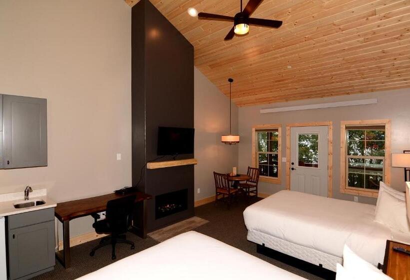 Lakeside Lodge Resort And Marina