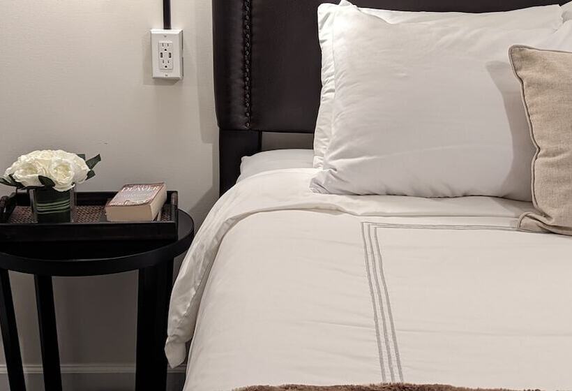 فندق على الطريق Amherst Inn   Virginia