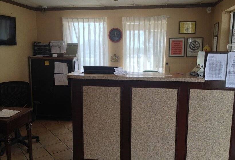 Мотель Austin Motor Inn