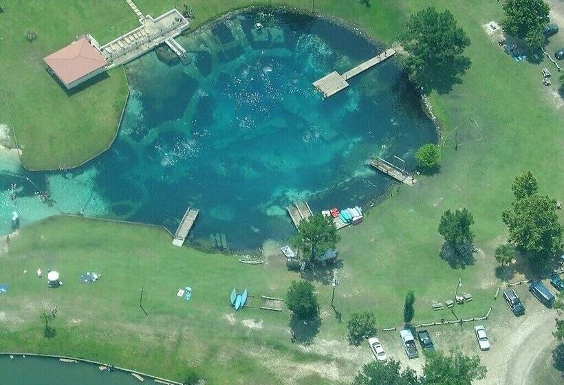 فندق على الطريق Briarwood Inn Of Geneva