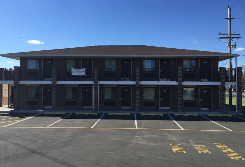 فندق على الطريق Brick Motor Inn