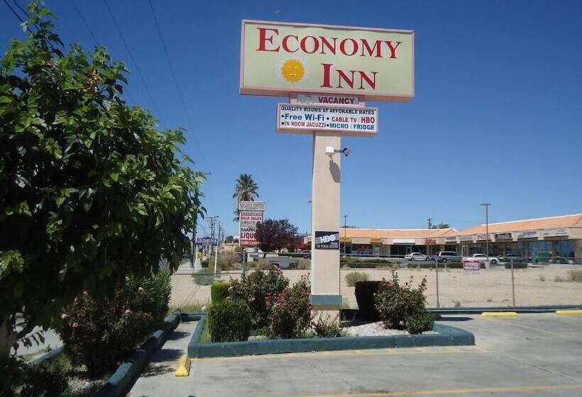 فندق على الطريق Economy Inn