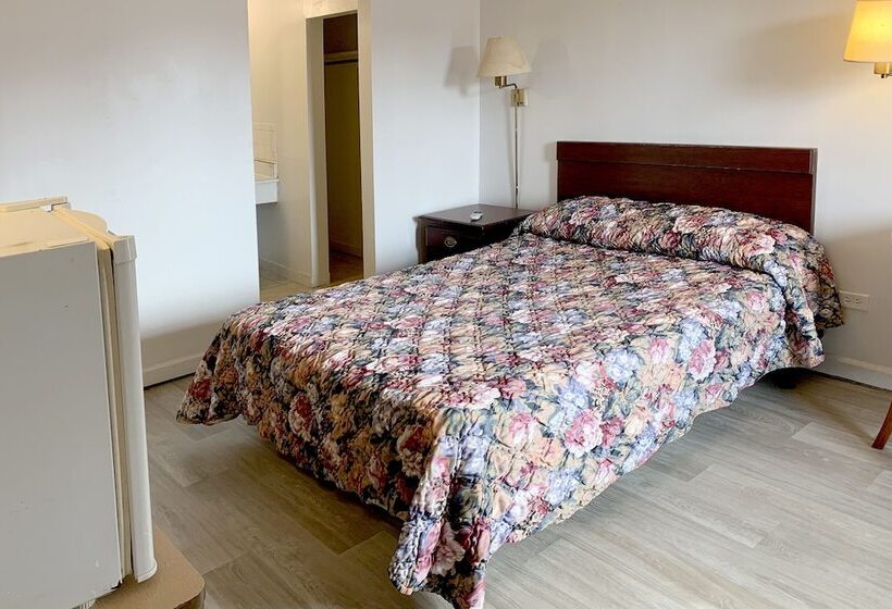 فندق على الطريق Four Keys Inn