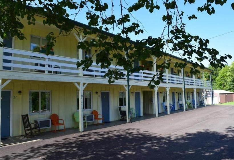 فندق على الطريق Green Valley Motor Lodge