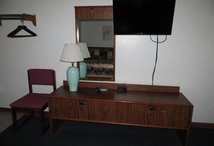 فندق على الطريق Green Valley Motor Lodge