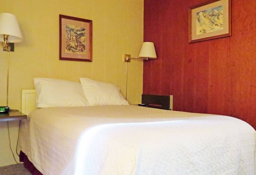 Indianhead Ironwood Motel