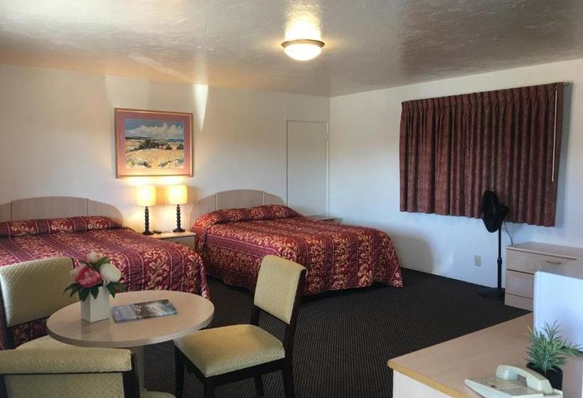 מוטל Old Marina Inn