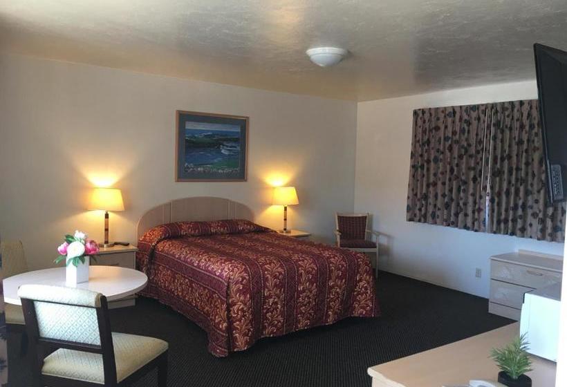 מוטל Old Marina Inn