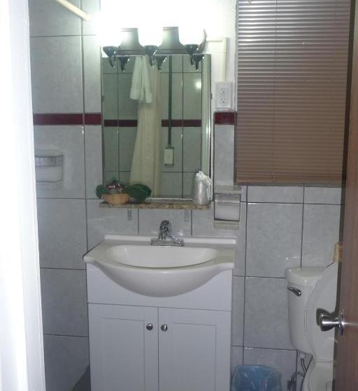 فندق على الطريق Palms Inn