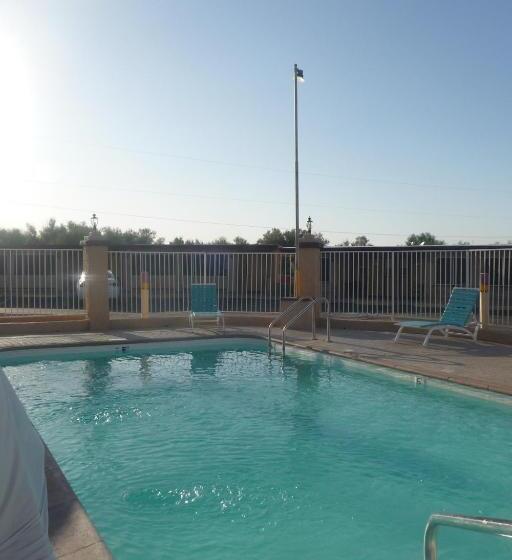 فندق على الطريق Palms Inn