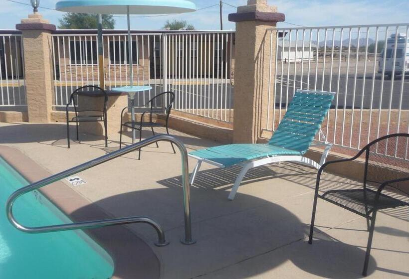 فندق على الطريق Palms Inn